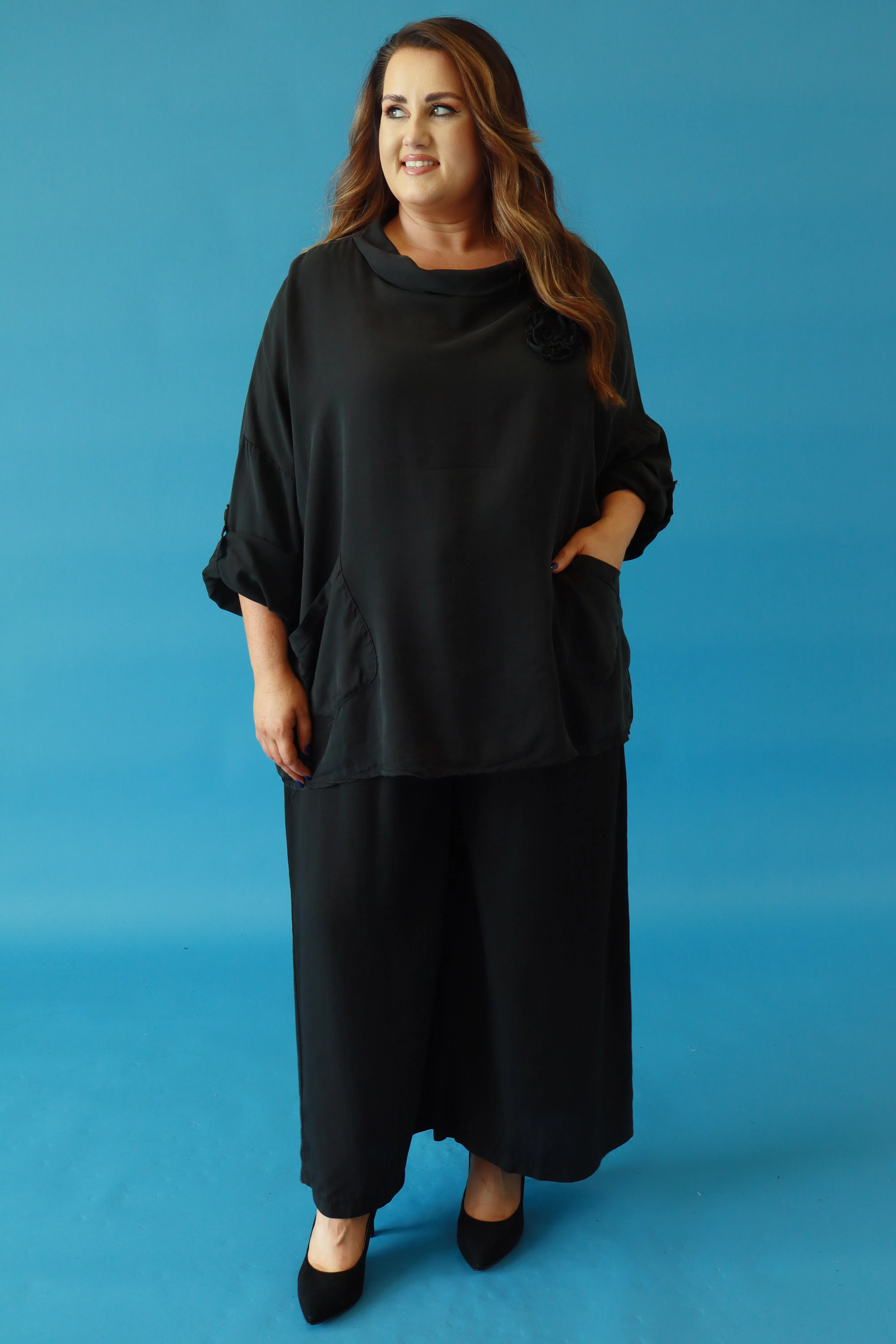 Andi Tencel Trousers in Black