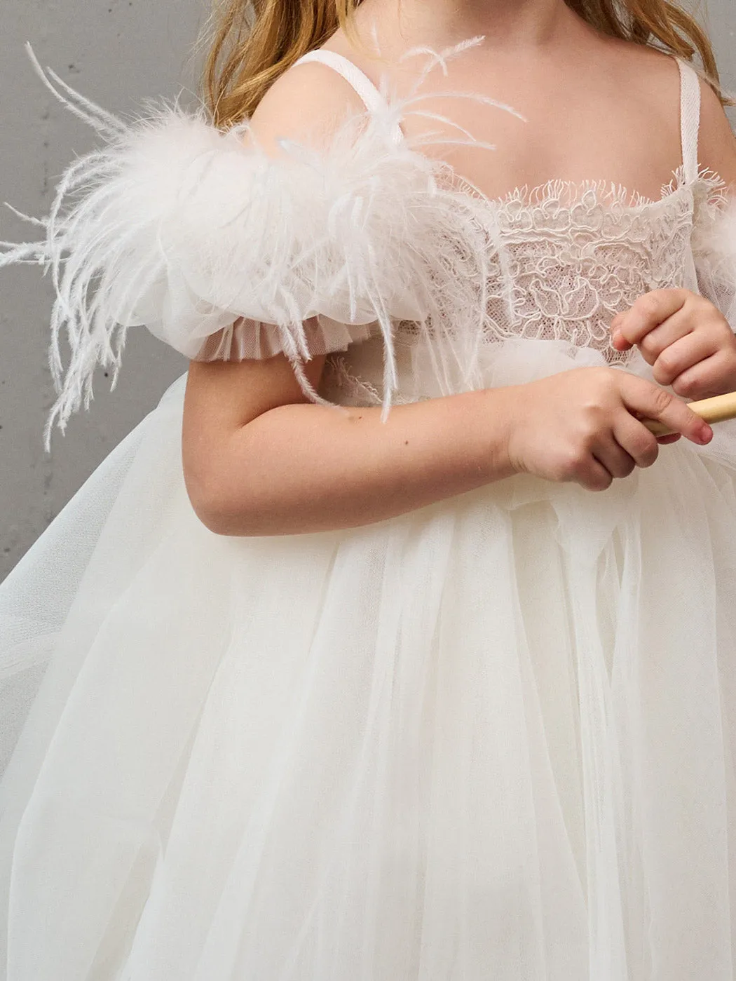 Baptism dress with lace and feathers - ABITO