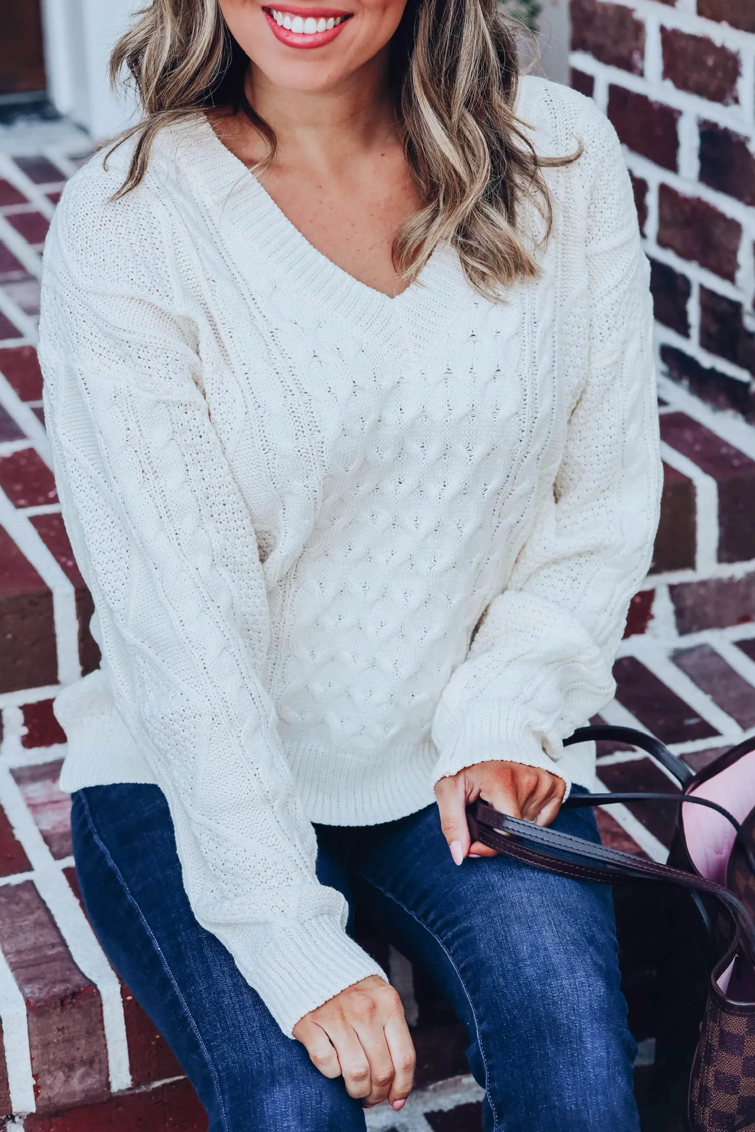 Classic Cable-Knit Sweater - Cream