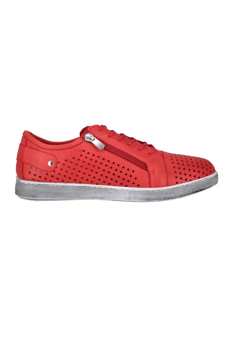 EG17 Sneakers in Red