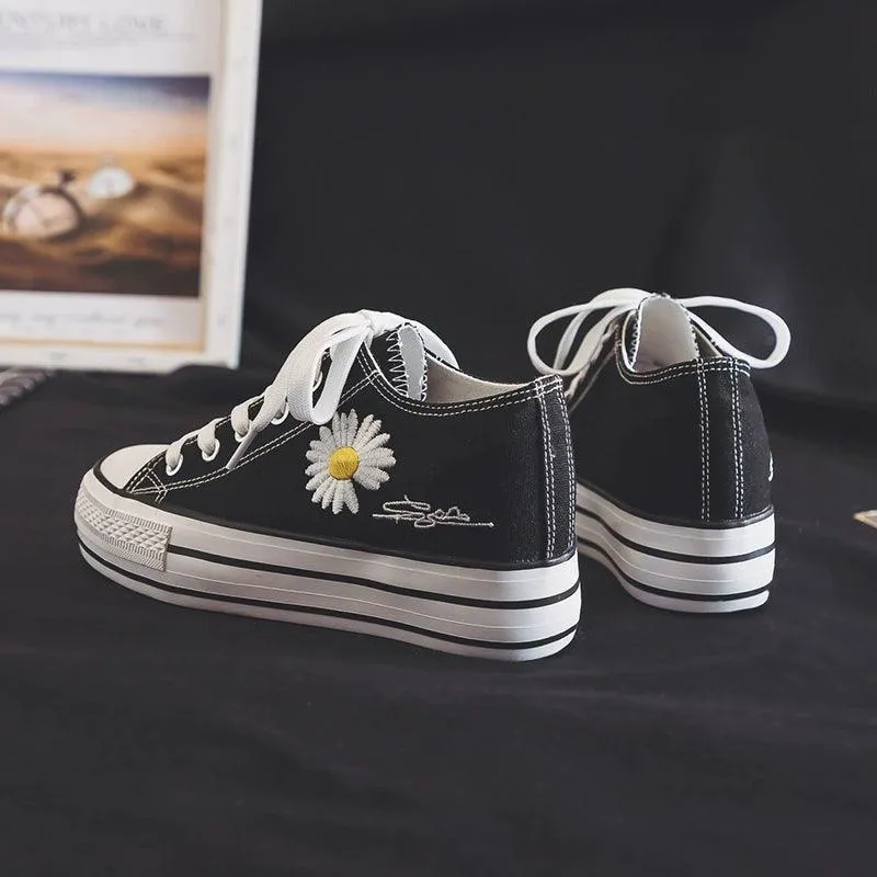 Embroidered platform Low Ankle Canvas Shoes