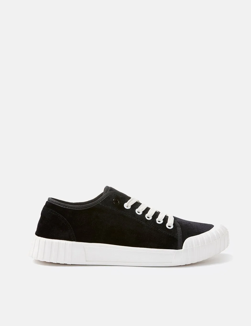 Good News Softball Low Trainers (Velvet) - Black