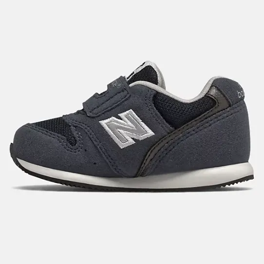 New Balance sneakers da bambino con strappi IV574MLA