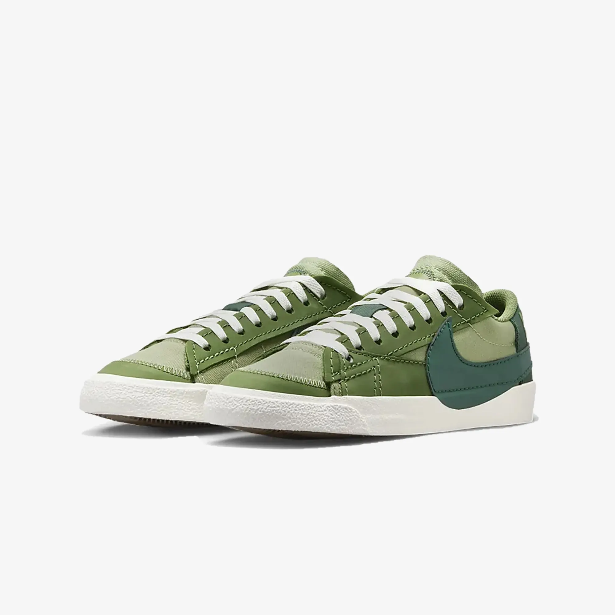 Nike | BLAZER LOW '77 JUMBO { OIL GREEN/GORGE GREEN-TREELINE-SAIL