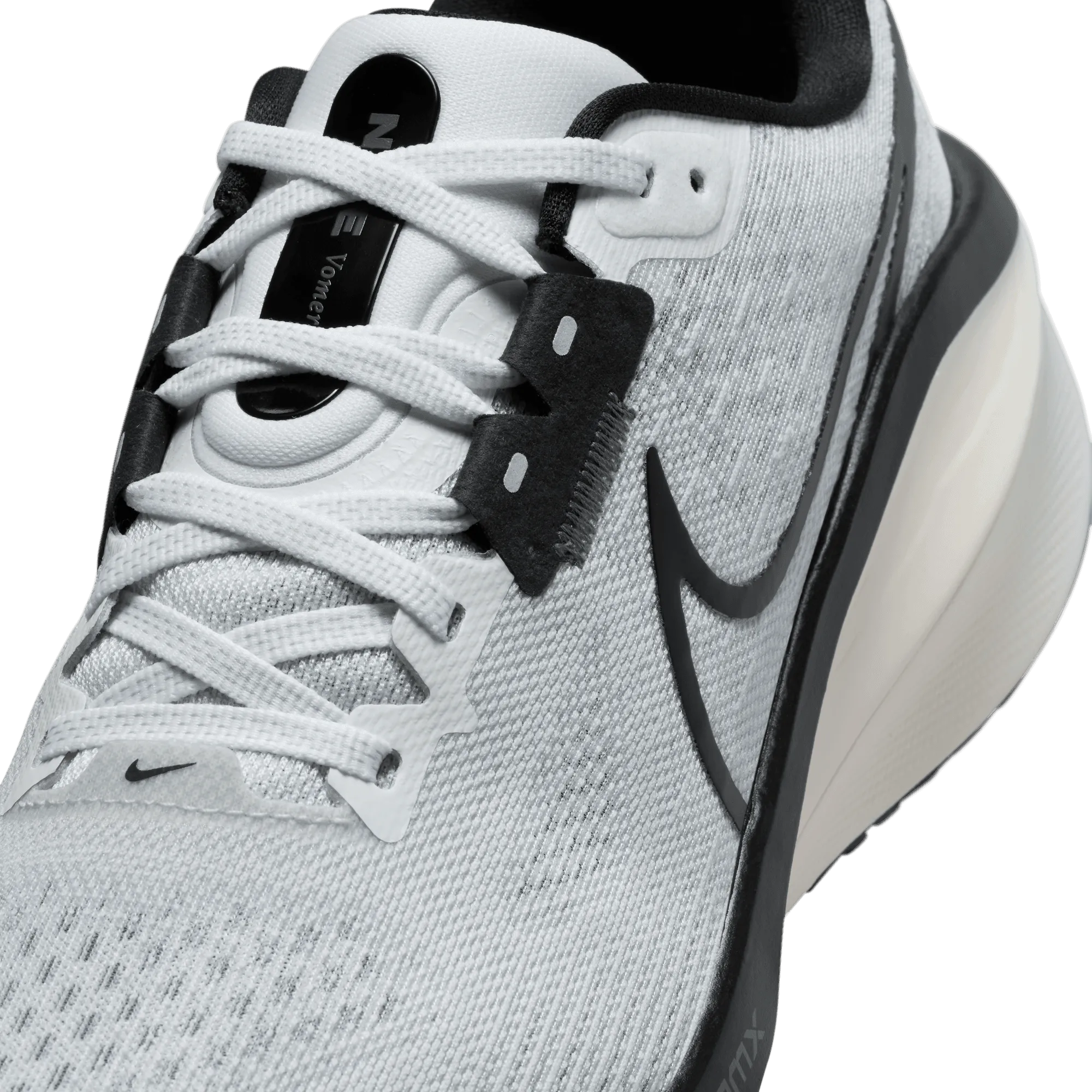 Nike Women's Vomero 17 Road Running Shoes