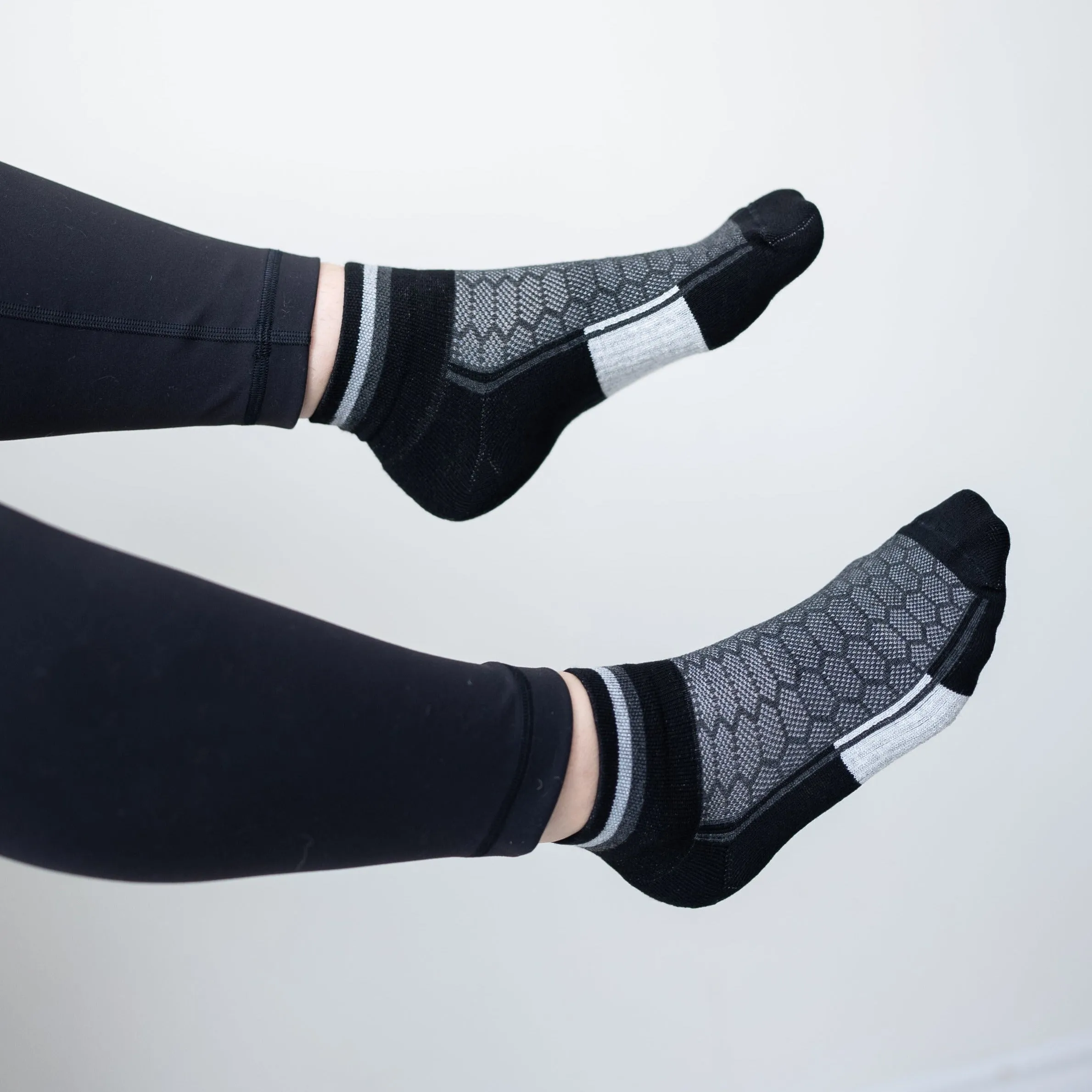 SILVER QUARTER SOCKS | BLACK