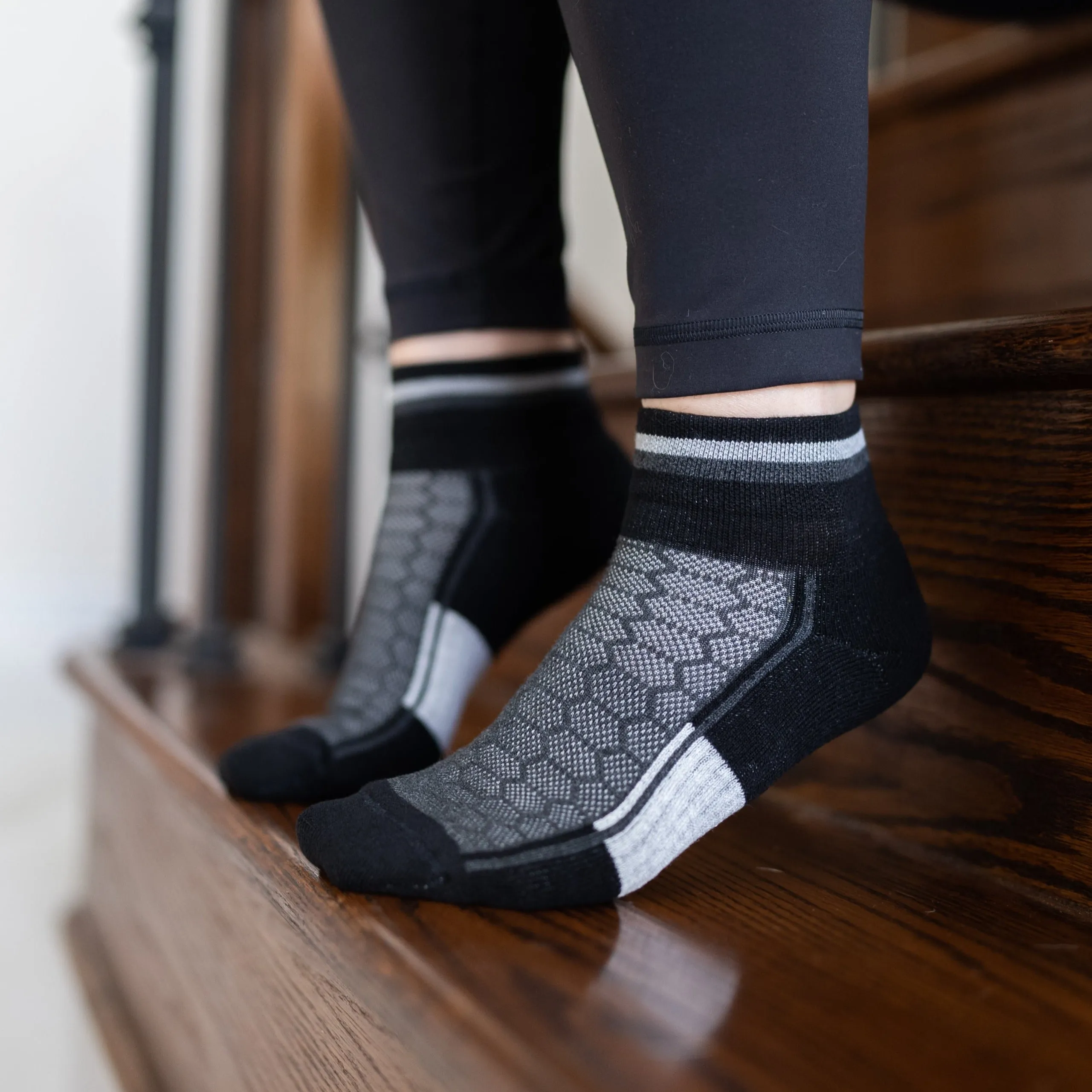 SILVER QUARTER SOCKS | BLACK