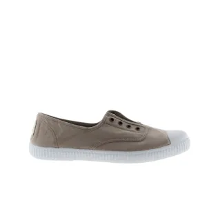 Victoria Shoes Dora Beige Canvas Plimsolls