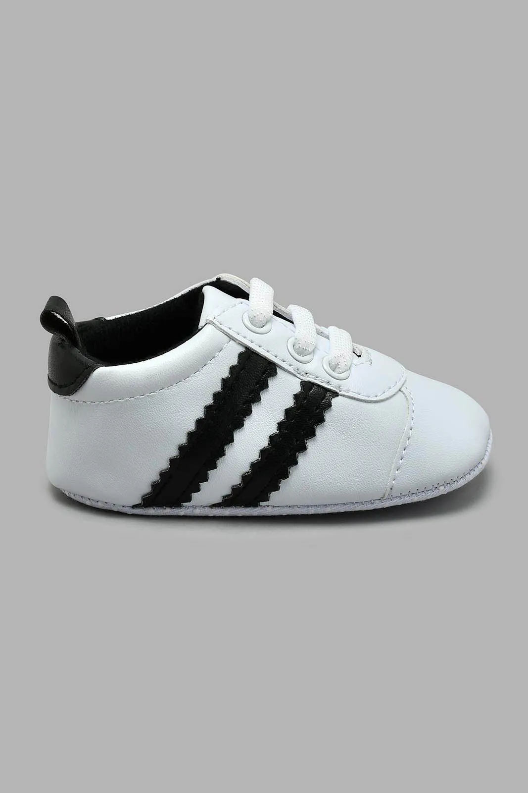 White And Black Slip-On Pram Shoe