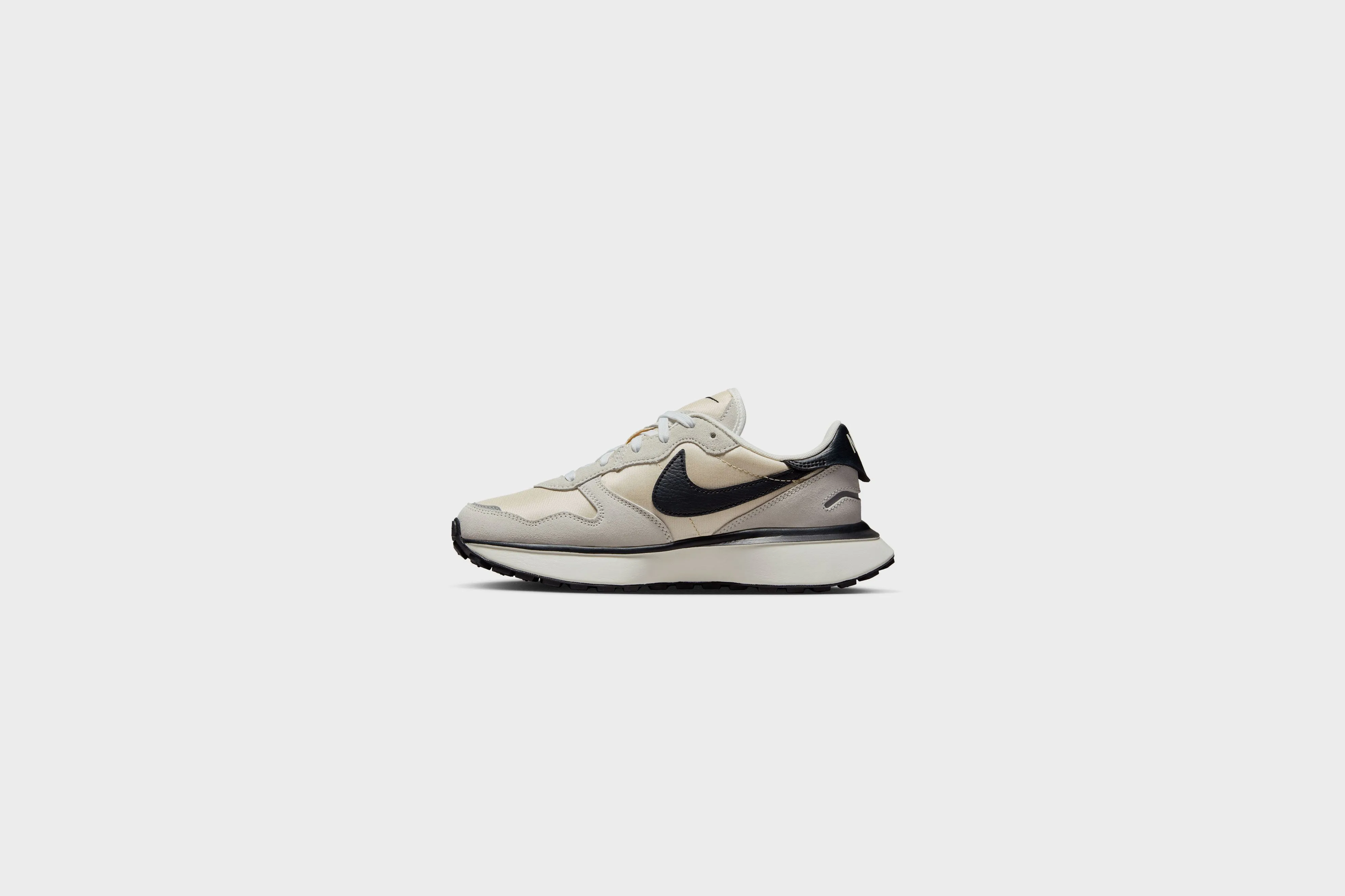 WMNS Nike Phoenix Waffle (Summit White/Black-Sanddrift)